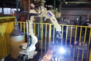 WELDING ROBOT